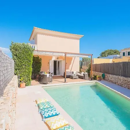 Holiday home Mit Privatpool Fuer 6 Personen Ca 120 M In Sa Rapita, Balearen Mallorca *